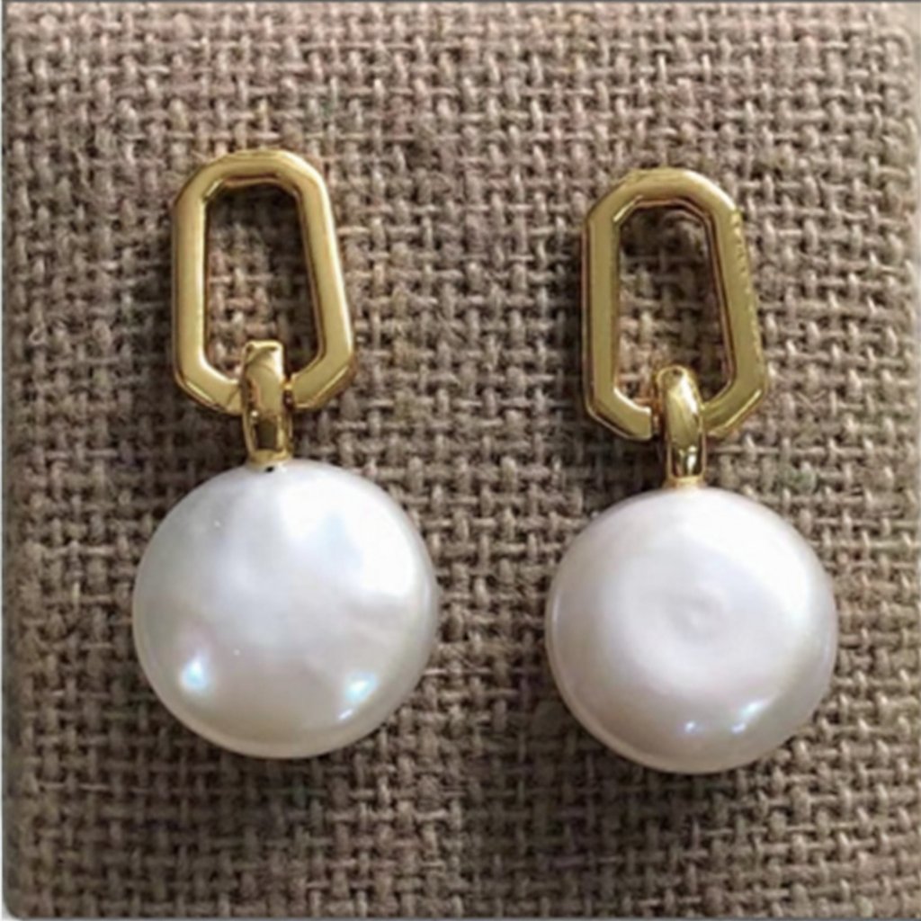 Gold-plated White Pearl Earrings
