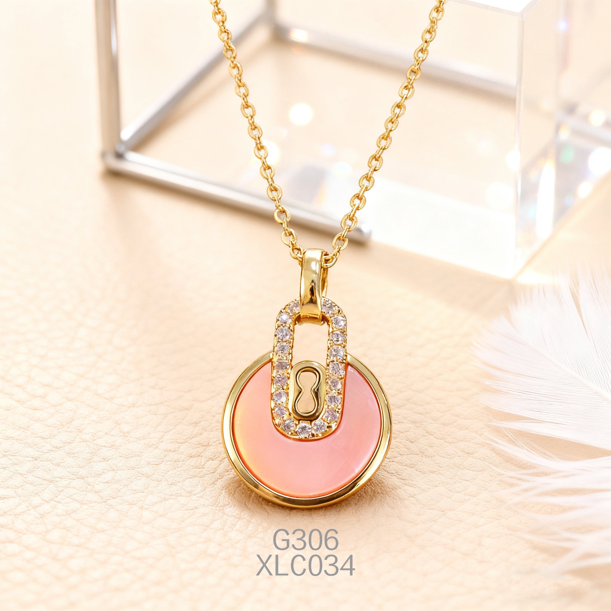 Gold-plated Fashion Abalone Necklace