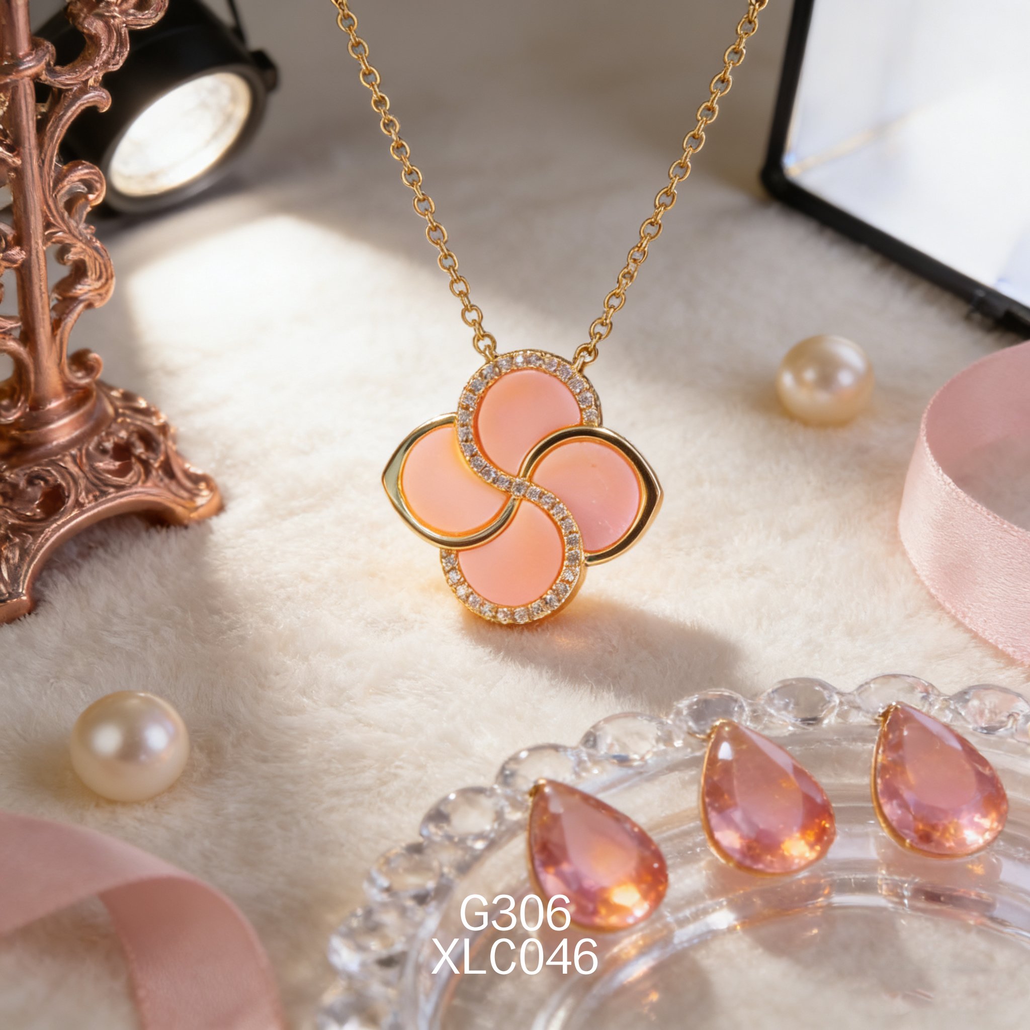 Collana placcata oro con Quadrifoglio in Zirconia e Abalone