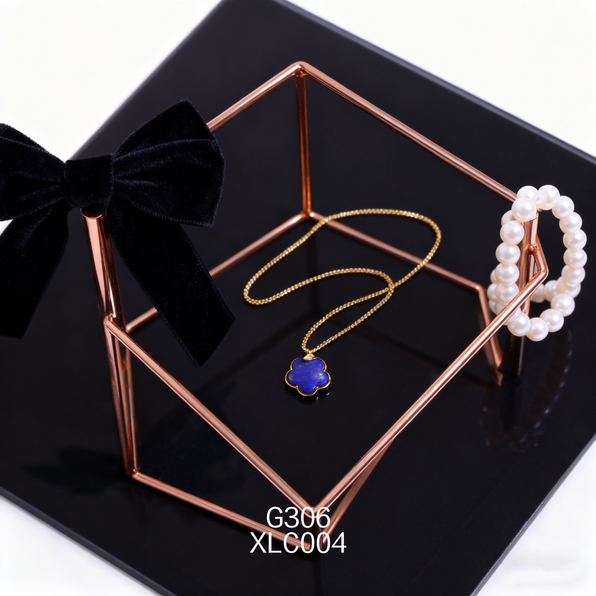 Gold-plated 12.5mm Plum Blossom Zirconia Lapis Lazuli Necklace