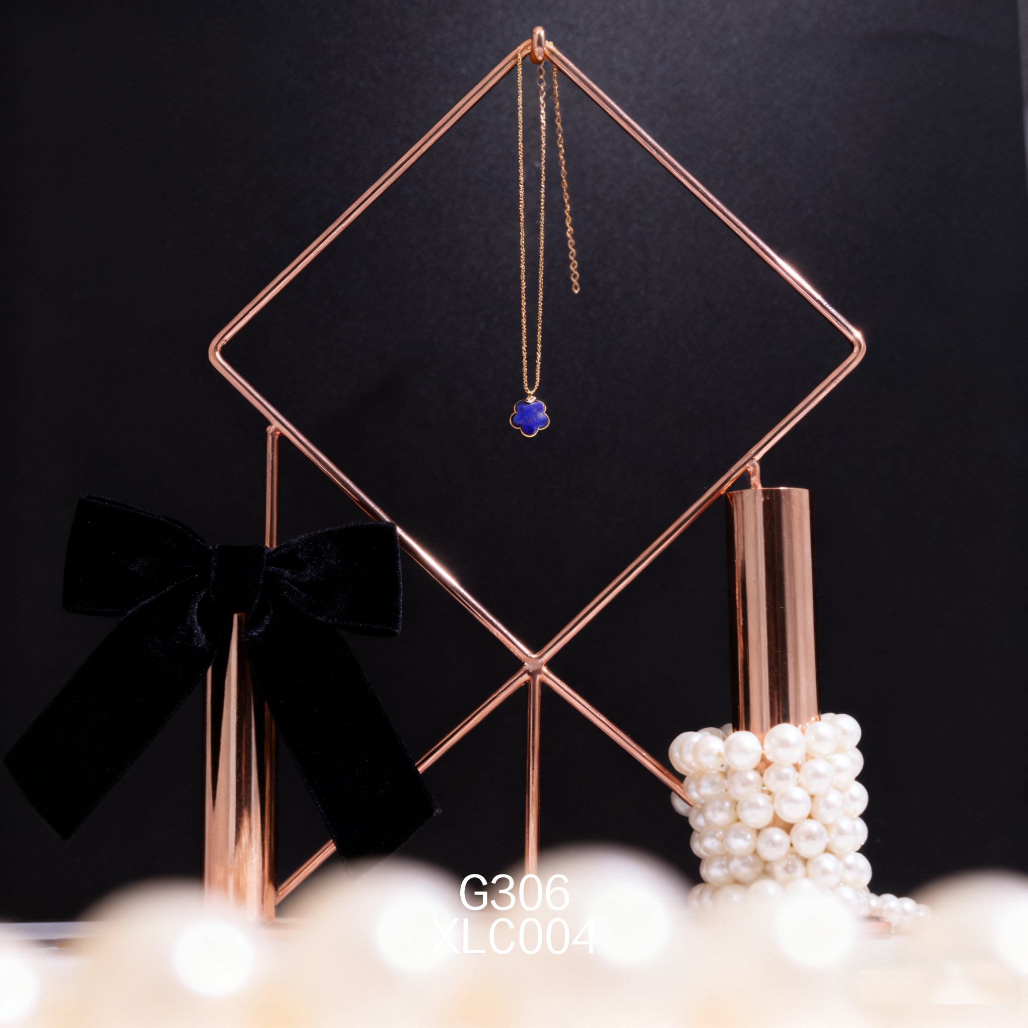 Gold-plated 12.5mm Plum Blossom Zirconia Lapis Lazuli Necklace