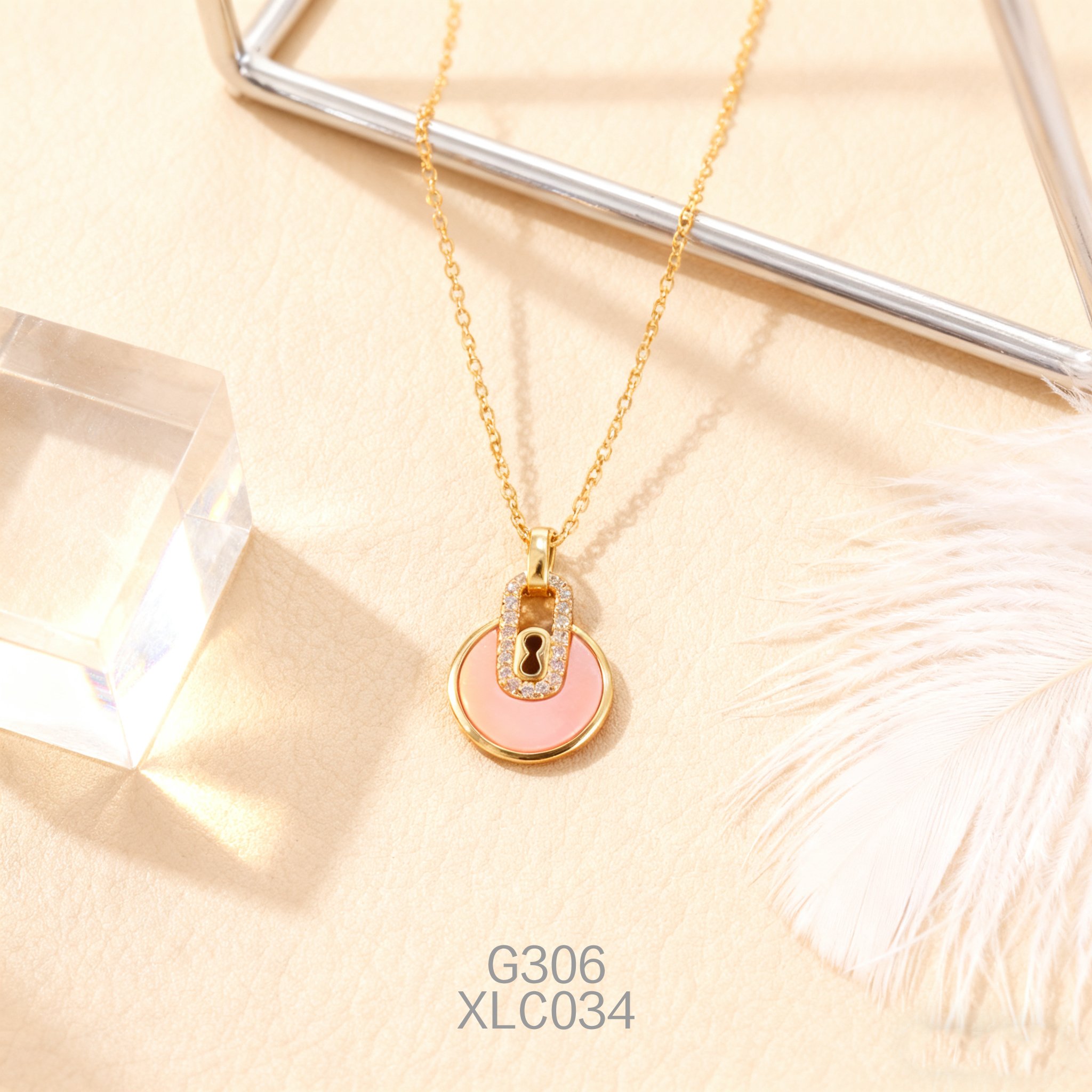 Gold-plated Fashion Abalone Necklace