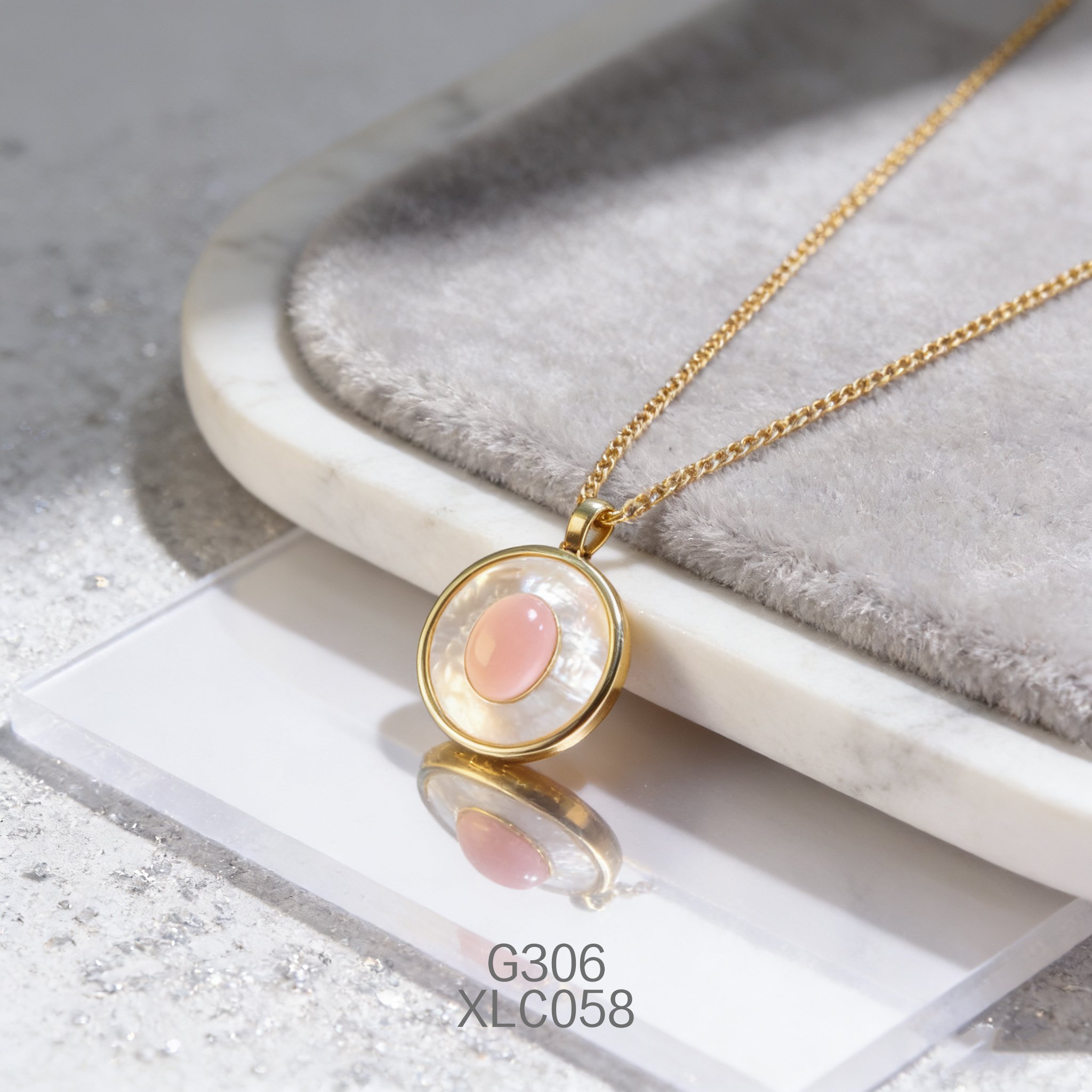 Collana placcata oro alla Moda con Madreperla e Abalone