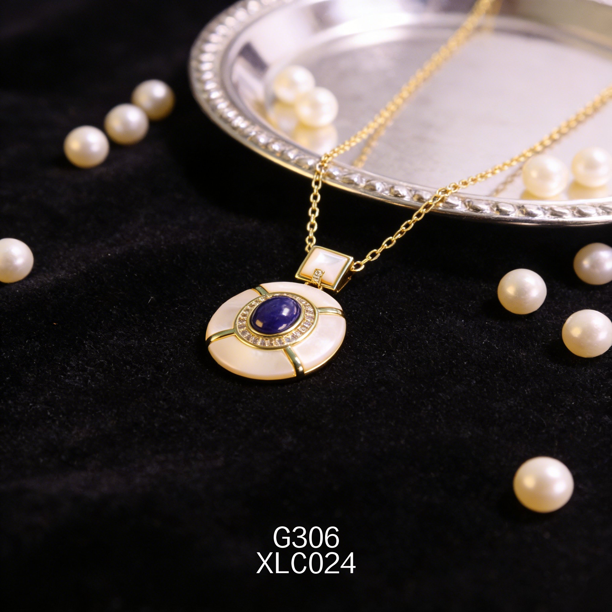 電鍍黃金 7 x 9mm 青金石白貝小眾項鍊