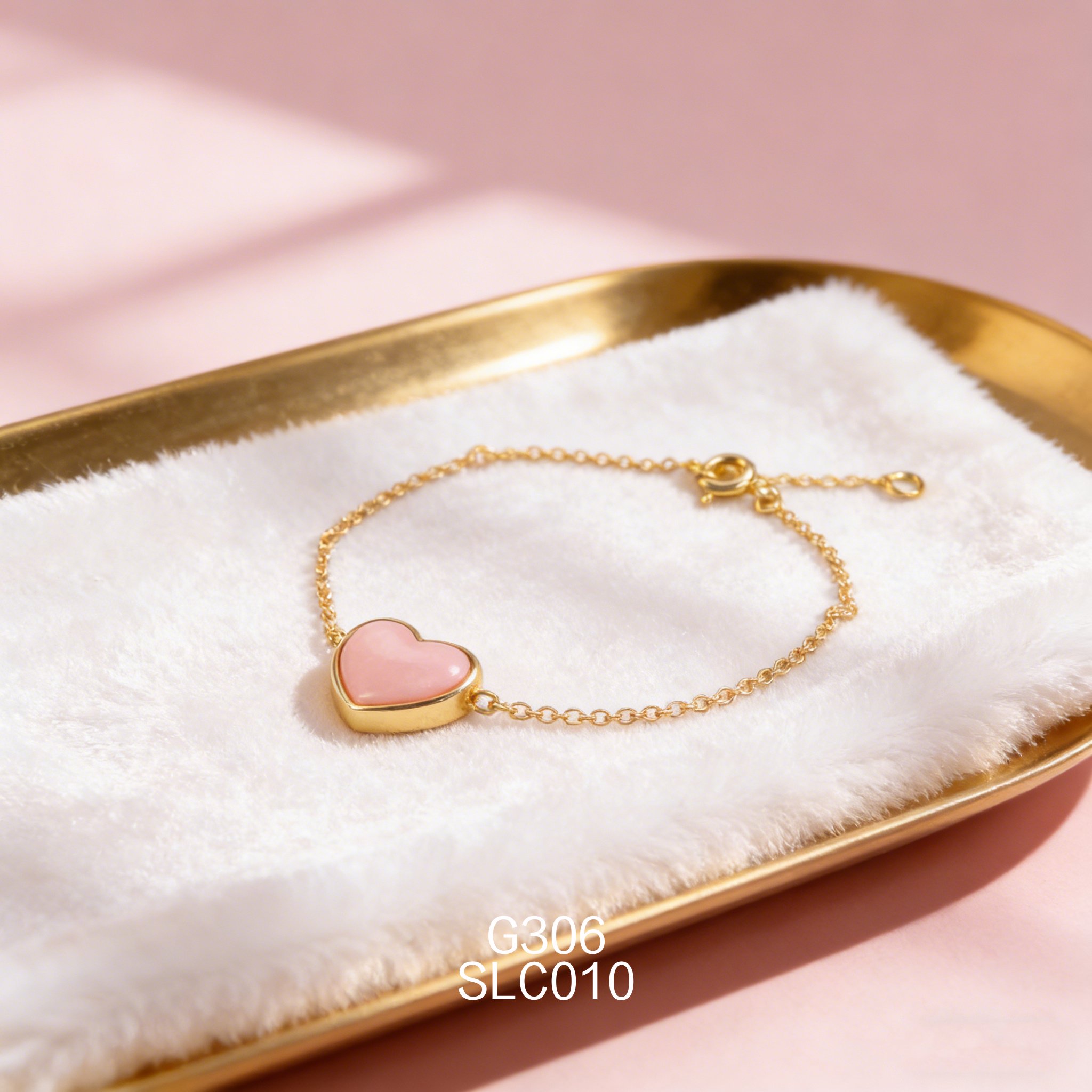 电镀黄金 3A 卜面女皇贝手链