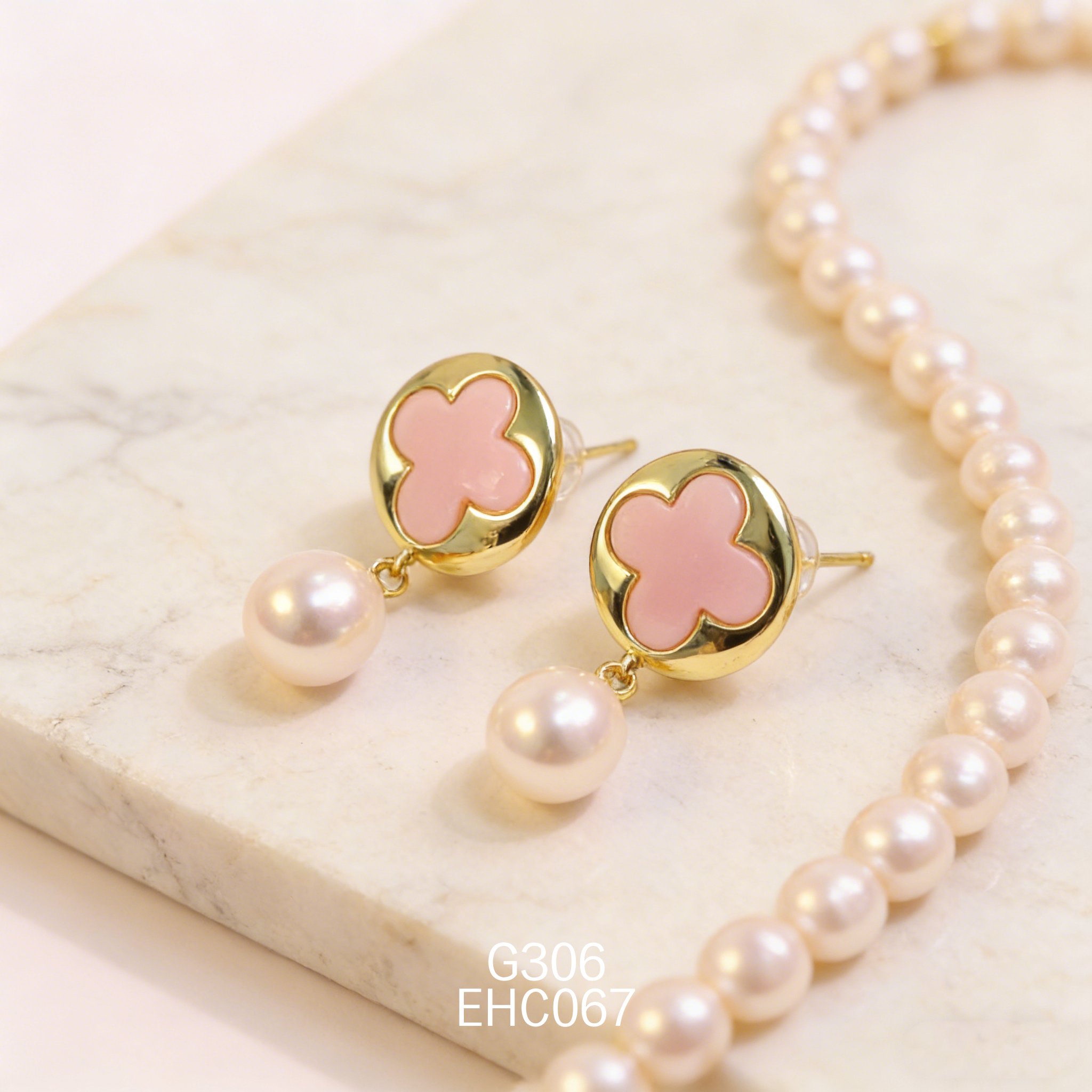 电镀黄金女皇贝淡水珠耳环